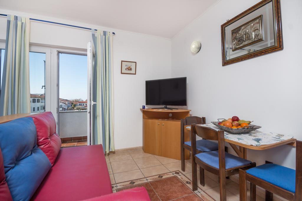 Apartments Villa-Passat Poreč Buitenkant foto