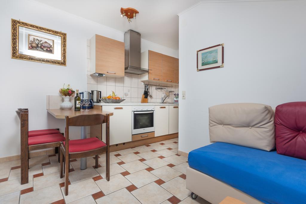 Apartments Villa-Passat Poreč Buitenkant foto