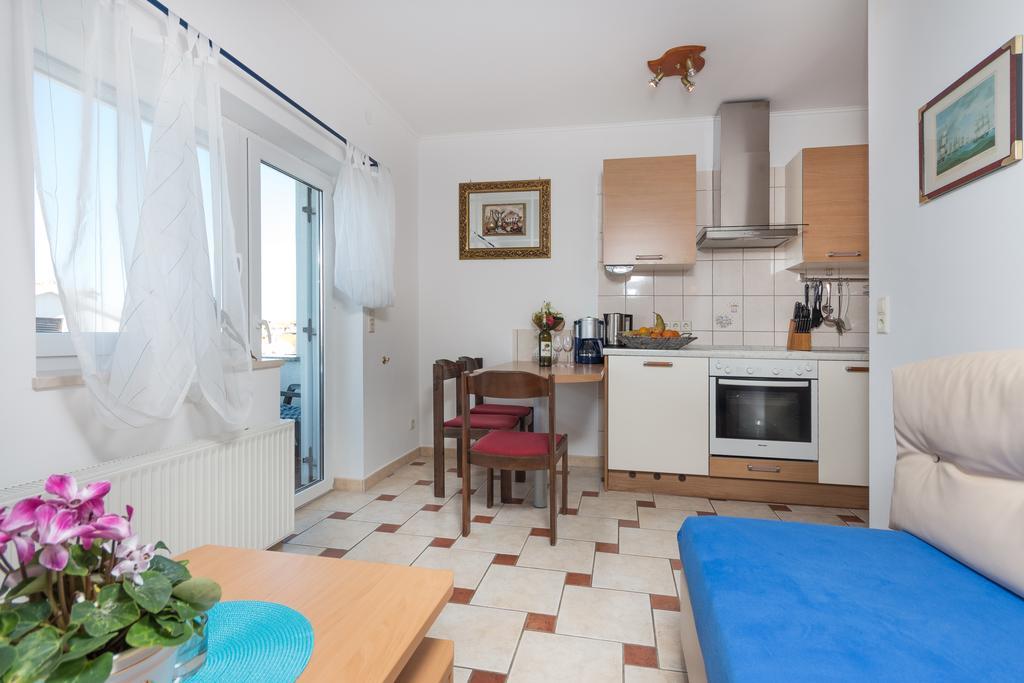 Apartments Villa-Passat Poreč Buitenkant foto