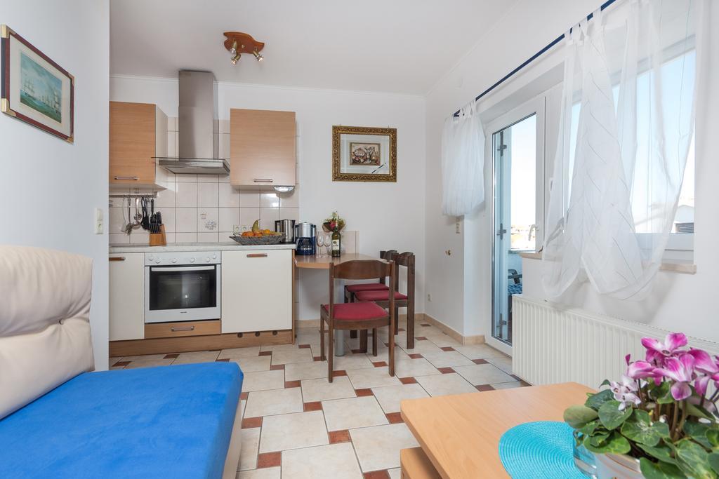 Apartments Villa-Passat Poreč Buitenkant foto