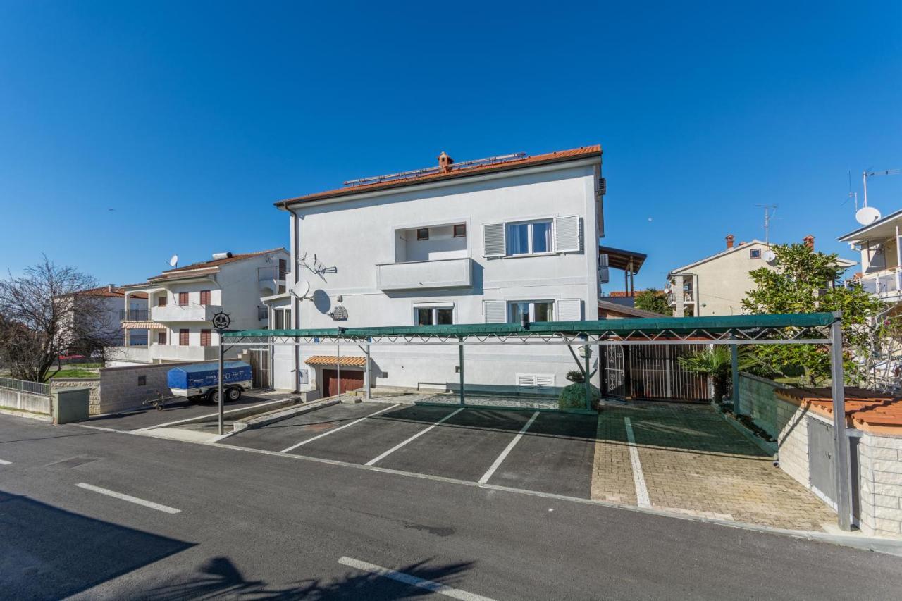 Apartments Villa-Passat Poreč Buitenkant foto